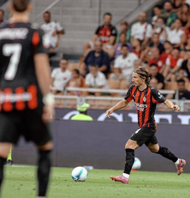 莱比锡战平AC米兰,莫德里奇补时绝平法甲 莱比锡战平AC米兰,莫德里奇补时绝平法甲