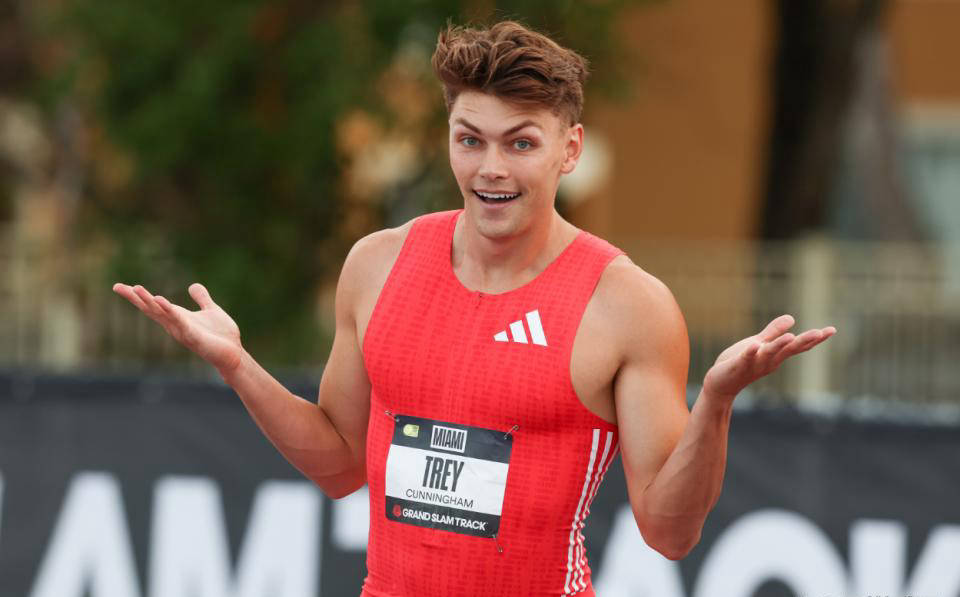 关于美国田径选手速度惊人，刷新个人最佳纪录的信息